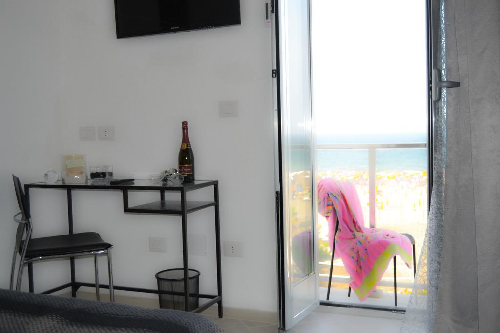 Bed and Breakfast Sottosopra Margherita Di Savoia Zewnętrze zdjęcie